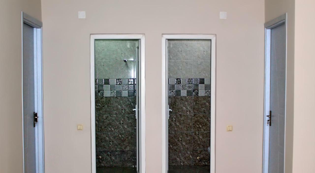 Tedo'S Guest House Makhinjauri Exterior photo